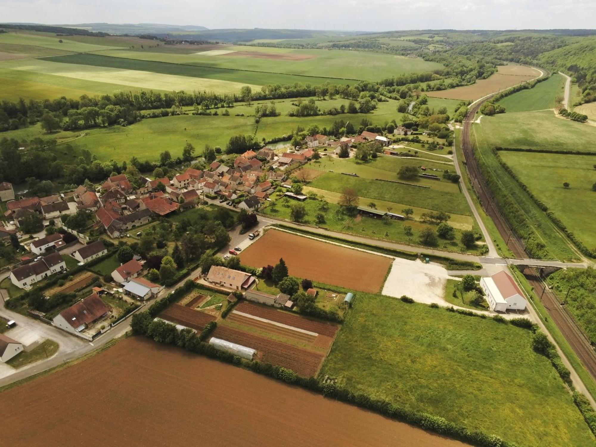 Le Concept-Studio Perrigny-sur-Armançon Exteriör bild